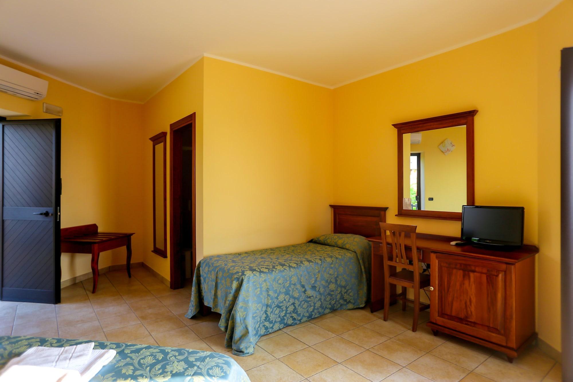 Villaggio Hotel Lido San Giuseppe Briatico Exterior photo