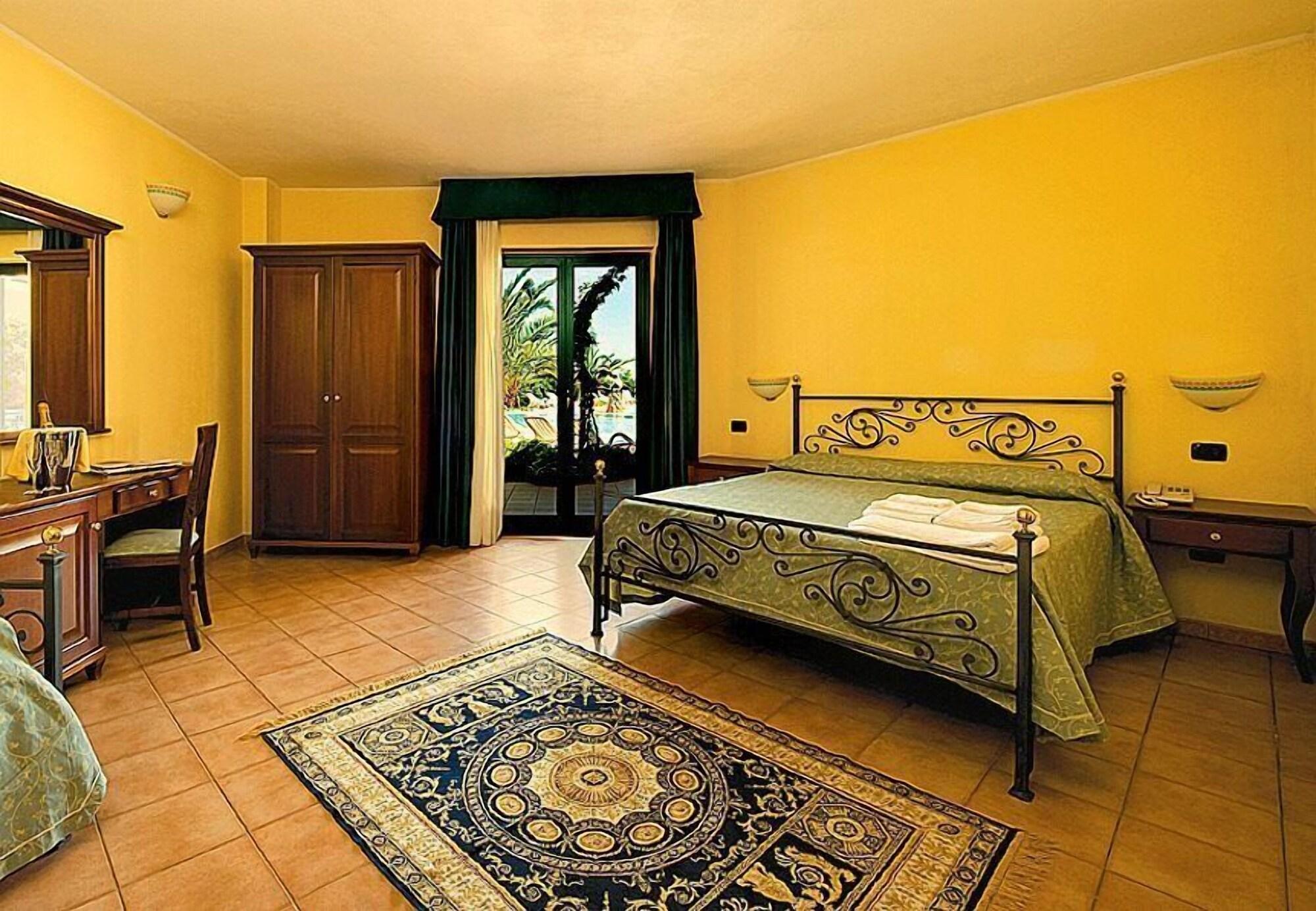 Villaggio Hotel Lido San Giuseppe Briatico Exterior photo